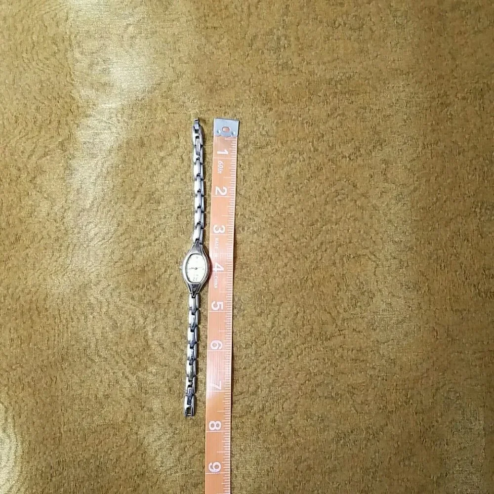 RELIC FOLIO BRACELET WATCH - Picture 10 of 12